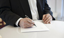 Доверенность на подписание договоров от имени юридического лица